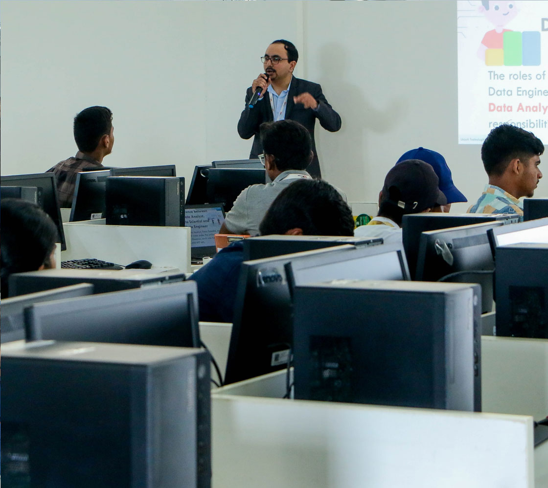 career cell | Raisoni Education